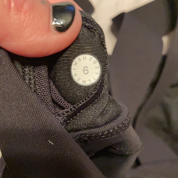 Lululemon Sports bra - Picture 3 of 3